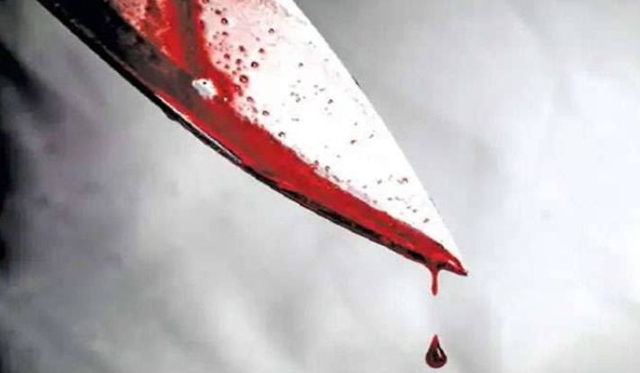Murder in Kolkata: মহানগরীর বুকে প্রকাশ্য রাস্তায় ব্যবসায়ীকে কুপিয়ে খুন! তদন্তে নেমেছে পুলিশ।